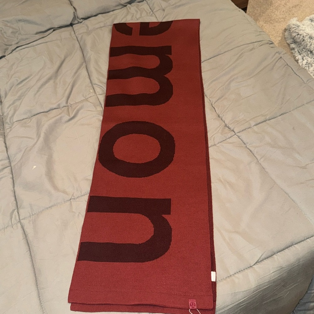 Lululemon Wool-blend Scarf